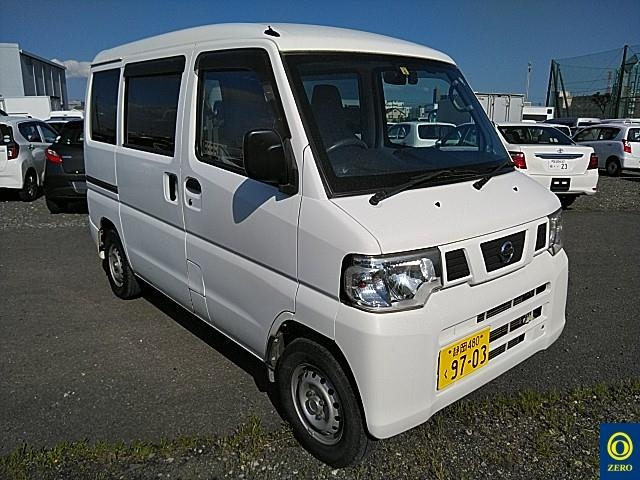 NISSAN CLIPPER VAN 2013