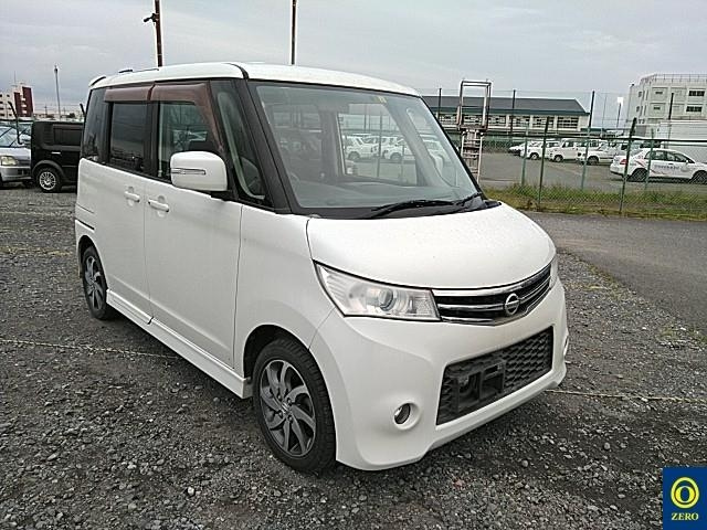 NISSAN ROOX 2012