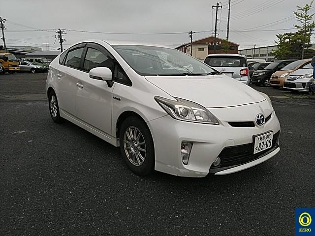 TOYOTA PRIUS 2014