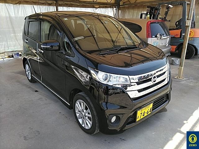 NISSAN DAYZ 2015