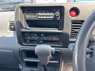 DAIHATSU HIJET VAN 2010