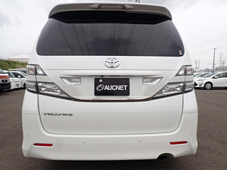 TOYOTA VELLFIRE 2011