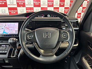 HONDA STEP WAGON 2015