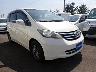 HONDA FREED 2011