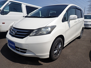 HONDA FREED 2011