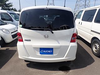 HONDA FREED 2011