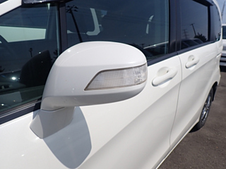 HONDA FREED 2011