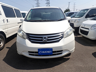 HONDA FREED 2011