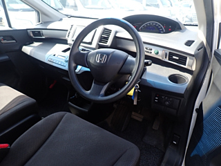 HONDA FREED 2011