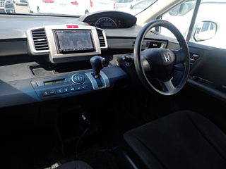 HONDA FREED 2011
