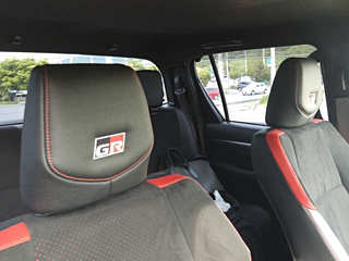TOYOTA HILUX 2022