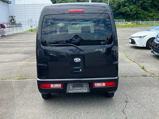 DAIHATSU HIJET VAN 2009