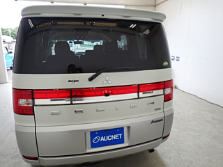 MITSUBISHI DELICA D5 2018
