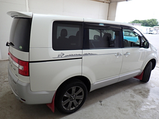 MITSUBISHI DELICA D5 2018