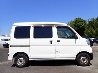 DAIHATSU HIJET VAN 2018