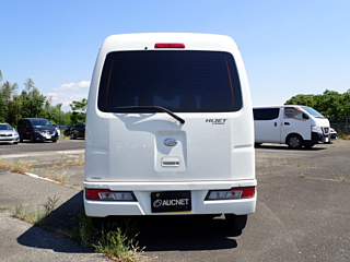 DAIHATSU HIJET VAN 2018