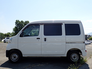 DAIHATSU HIJET VAN 2018