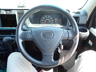 DAIHATSU HIJET VAN 2018
