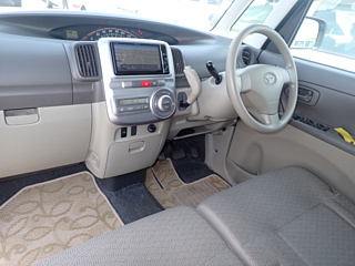 DAIHATSU TANTO 2012