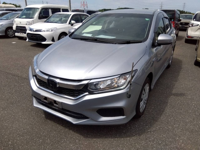 HONDA GRACE 2019