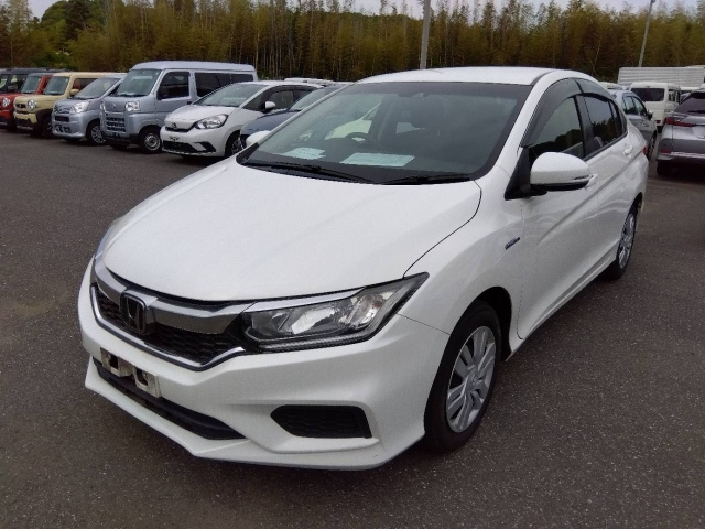 HONDA GRACE 2018