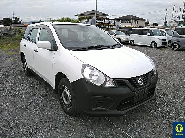 NISSAN AD 2019