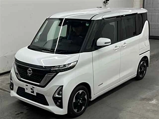 NISSAN ROOX 2020