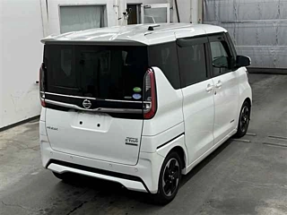 NISSAN ROOX 2020