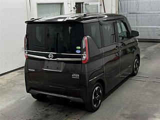 NISSAN ROOX 2020