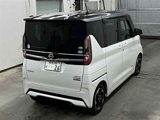 NISSAN ROOX 2020