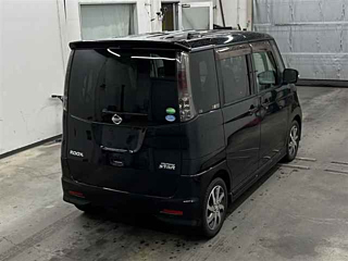 NISSAN ROOX 2012