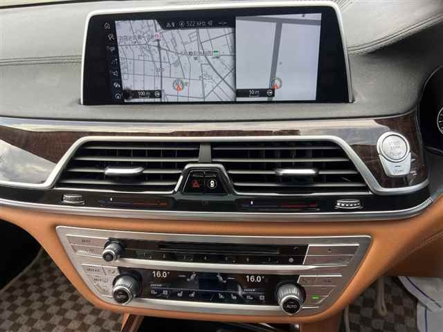 BMW 7 SERIES 2016