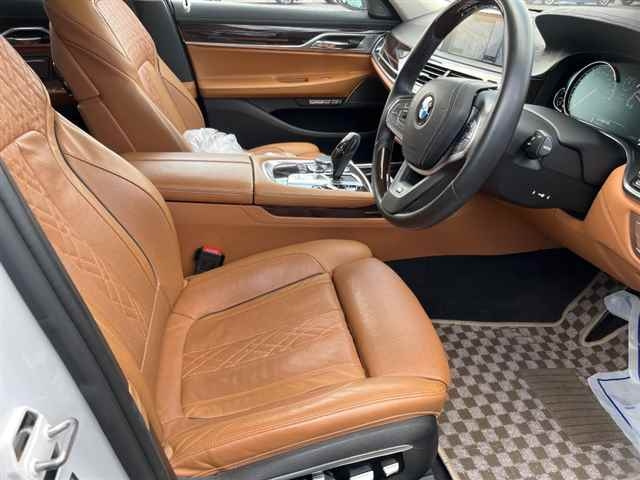 BMW 7 SERIES 2016