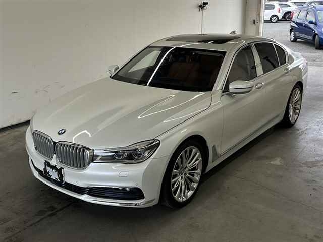 BMW 7 SERIES 2016