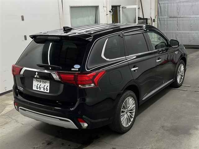 MITSUBISHI OUTLANDER PHEV 2019