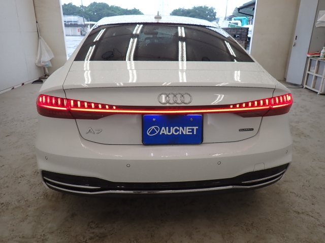 AUDI A7 2022