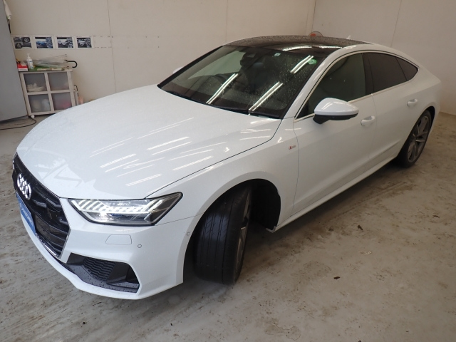 AUDI A7 2022