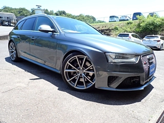 AUDI RS4 2013