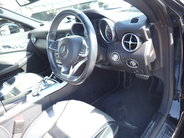 MERCEDES BENZ SLC 2020