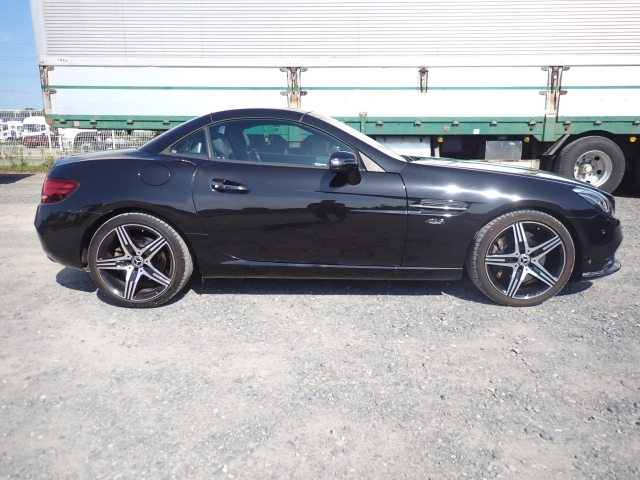MERCEDES BENZ SLC 2020
