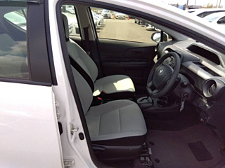 TOYOTA AQUA 2018