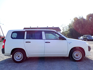 TOYOTA PROBOX 2020