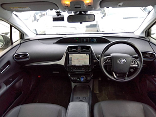 TOYOTA PRIUS 2020