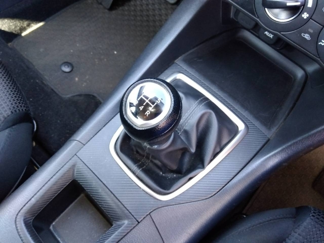 MAZDA AXELA 2019