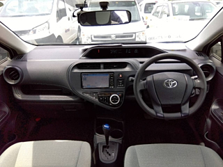 TOYOTA AQUA 2018