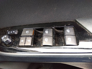 TOYOTA PRIUS 2018