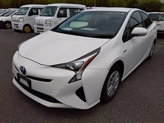 TOYOTA PRIUS 2018