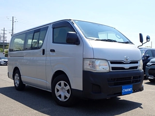 TOYOTA HIACE VAN 2012