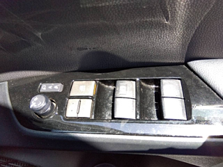 TOYOTA PRIUS 2018