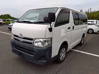 TOYOTA HIACE VAN 2013